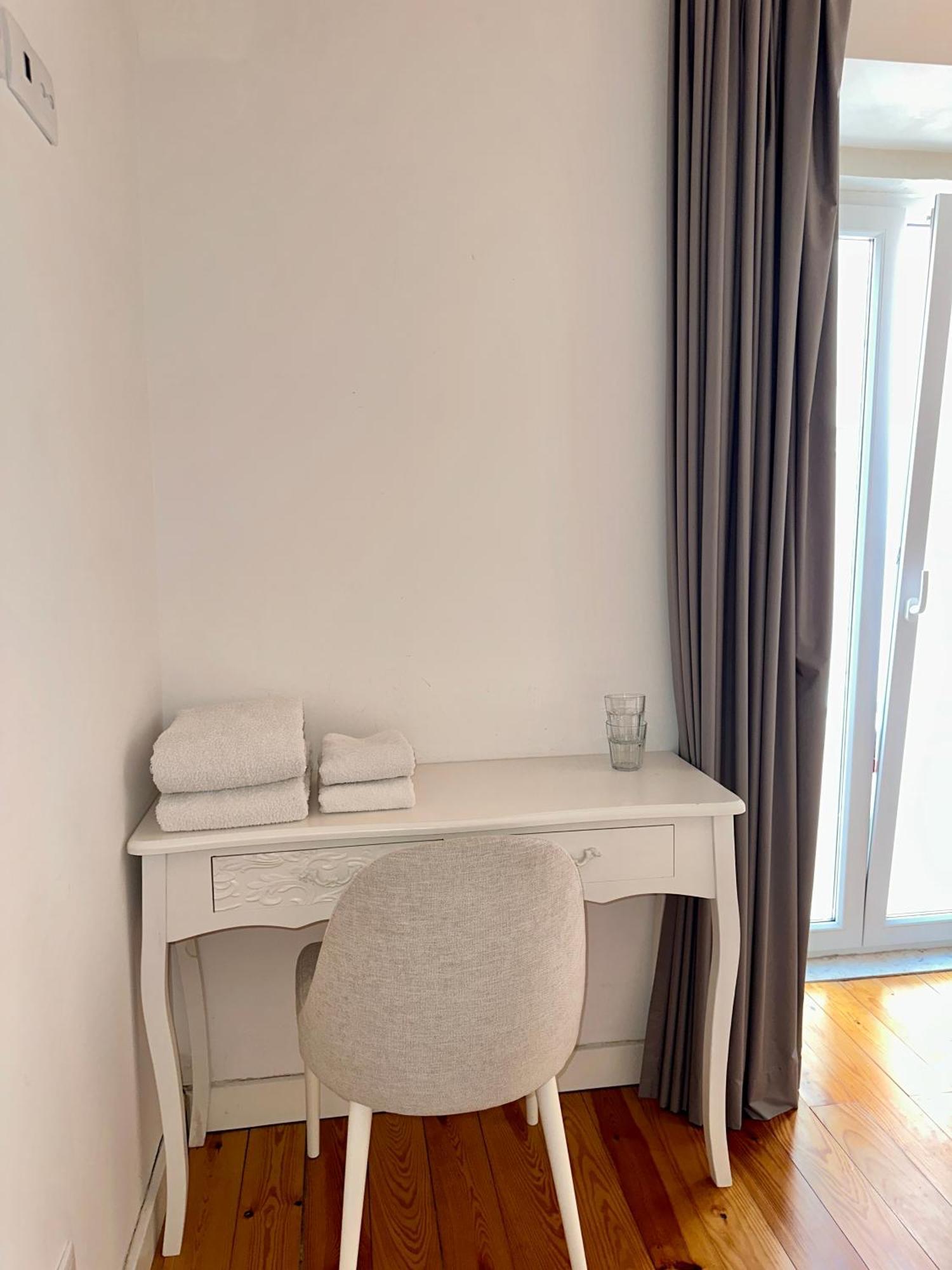 Castle Suites Lisbon Bagian luar foto